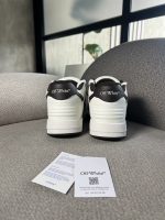 Tenis Off-White Oversize - Image 6