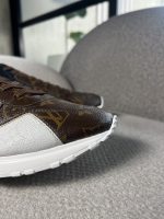 Tenis Louis Vuitton Run Away - Image 6