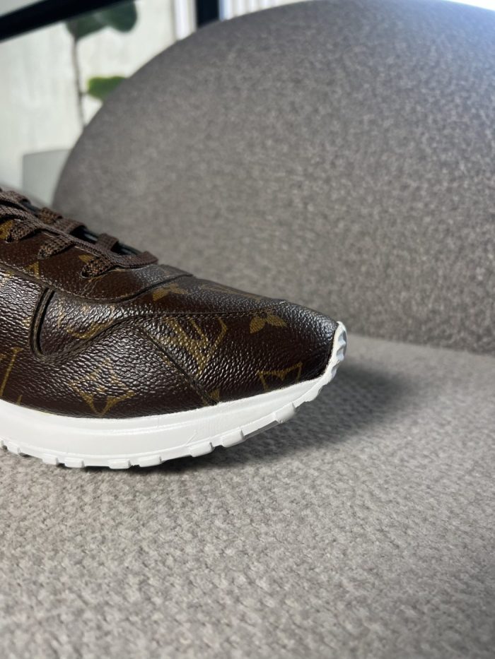 Tenis Louis Vuitton Run Away - Image 7
