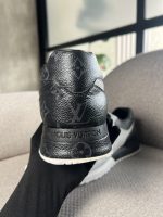 Tenis Louis Vuitton Run Away - Image 10