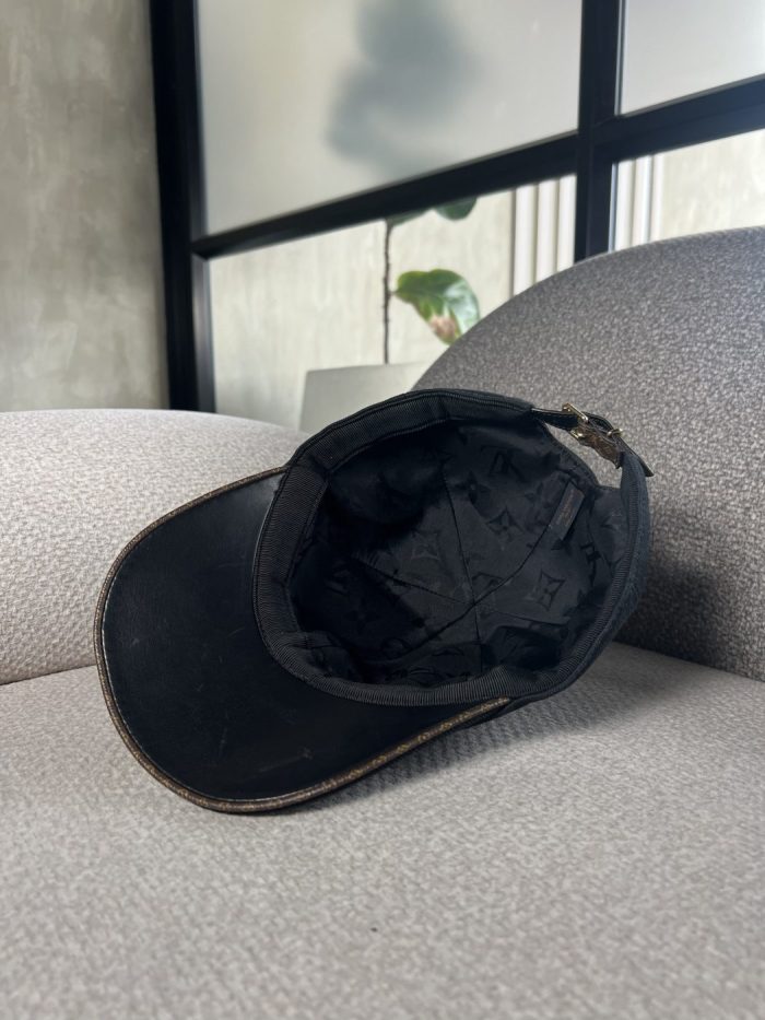 Gorra Louis Vuitton Con Logo - Image 2