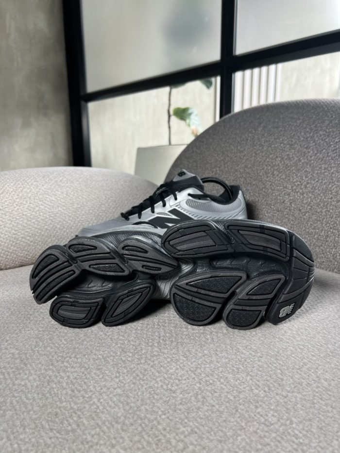 Tenis New Balance 2000 - Image 5
