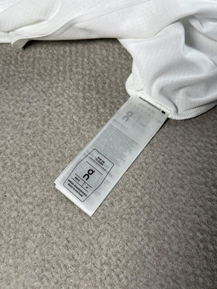 Esqueleto On Con Logo - Image 3