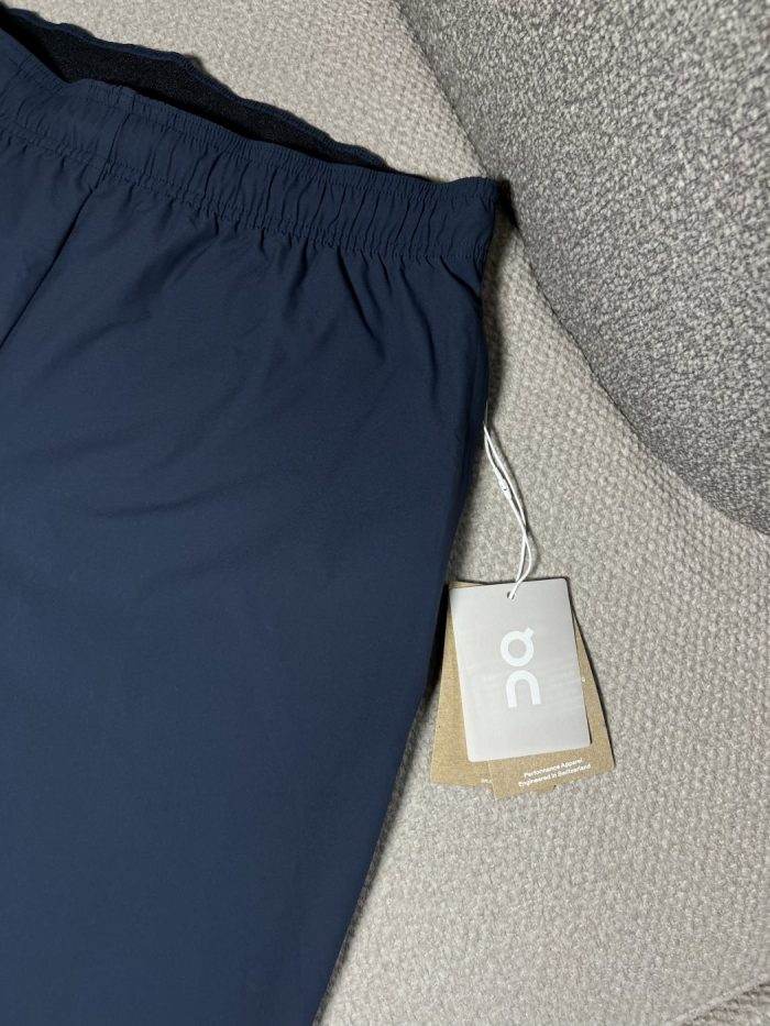 Pantalón On Deportivo Con Logo - Image 4