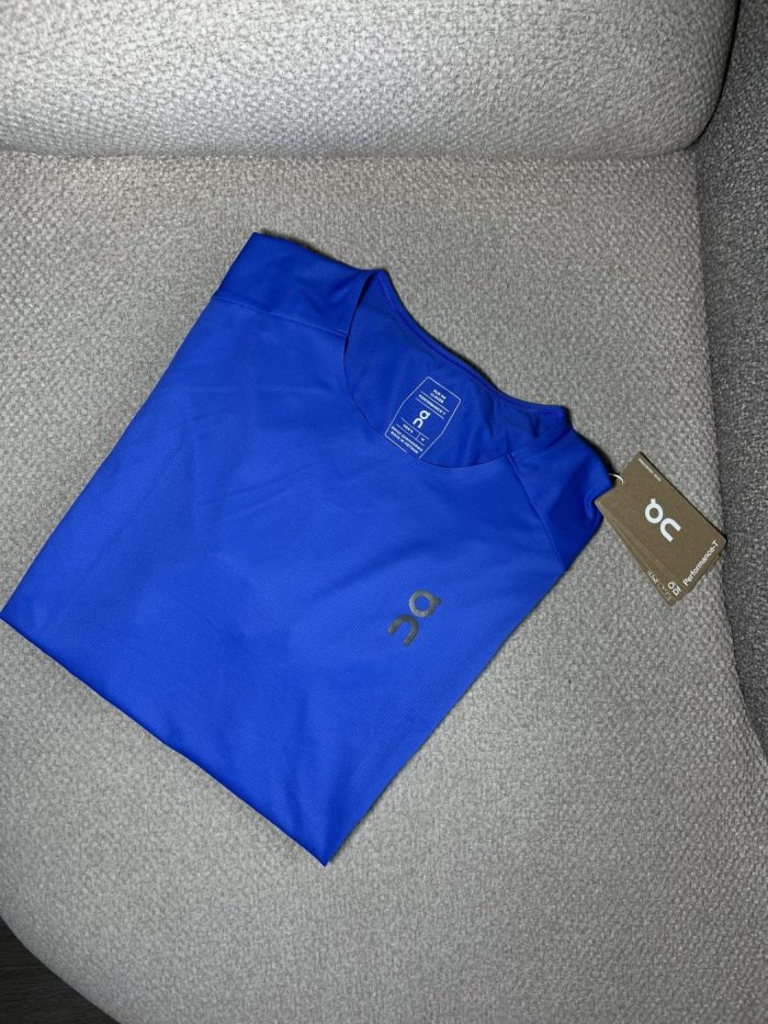 Camiseta On Con Logo - Image 5