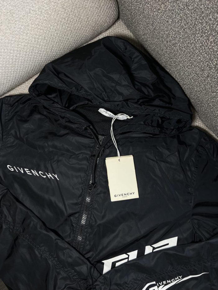 Chaqueta Givenchy Con Logo - Image 2