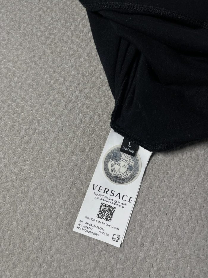 Camiseta Versace Con Logo - Image 3