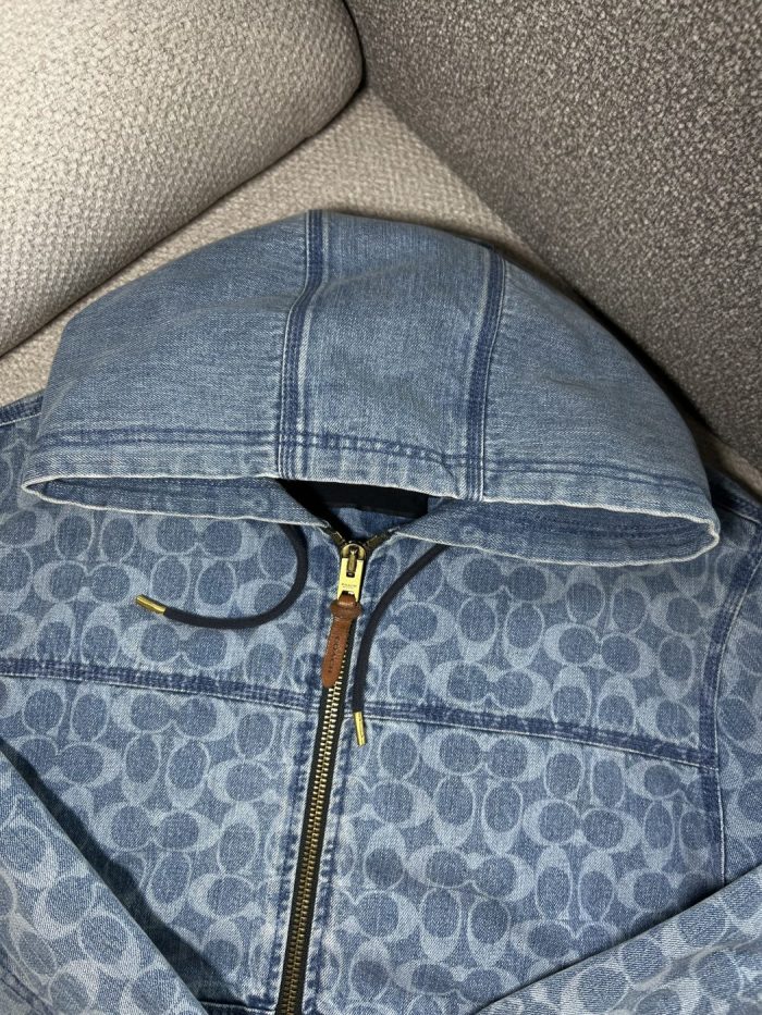 Chaqueta Coach Con Estampado Característico - Image 2
