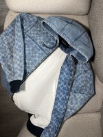 Chaqueta Coach Con Estampado Característico - Image 4