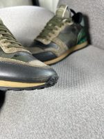 Tenis Valentino Estampado Militar - Image 4