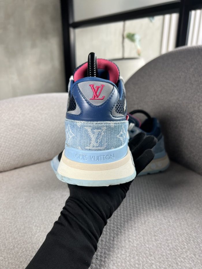 Tenis Louis Vuitton Run Away Denim Monogram - Image 5