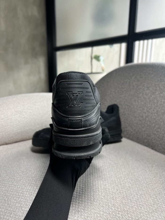 Tenis Louis Vuitton Trainer - Image 4