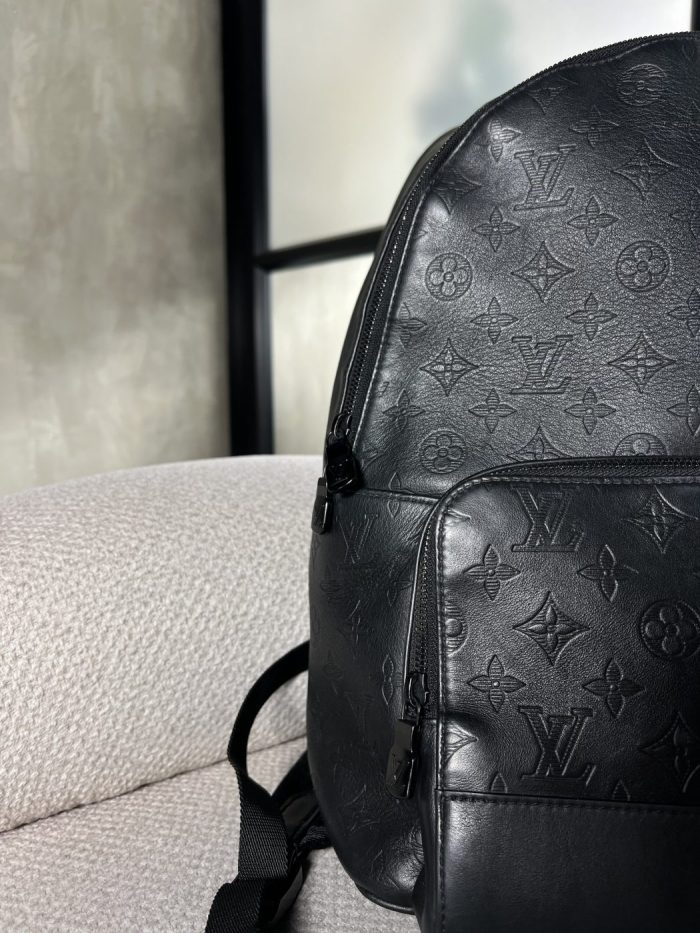 Backpack Louis Vuitton Racer Monogram Shadow Relieve - Image 2