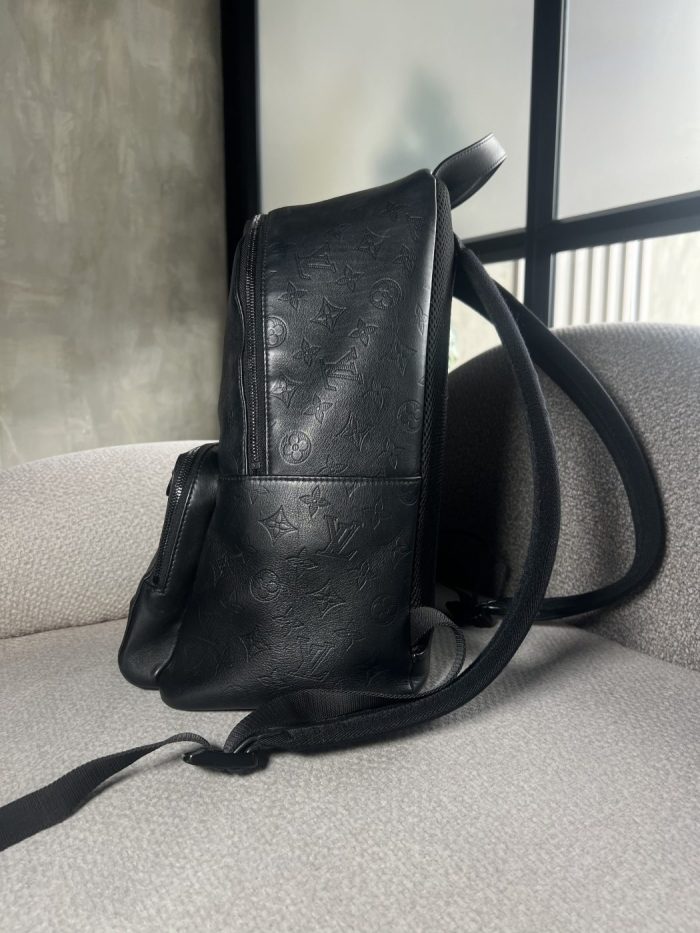 Backpack Louis Vuitton Racer Monogram Shadow Relieve - Image 4
