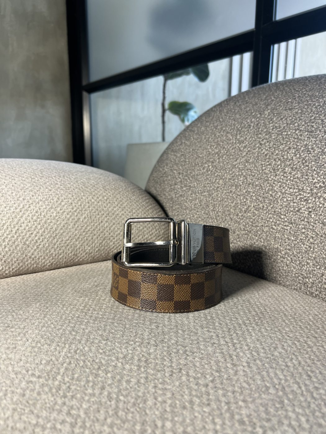 img_7005-2 Cinturón Louis Vuitton Damier Ebene - Image 1