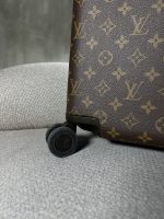 Maleta Louis Vuitton de Ruedas - Image 5