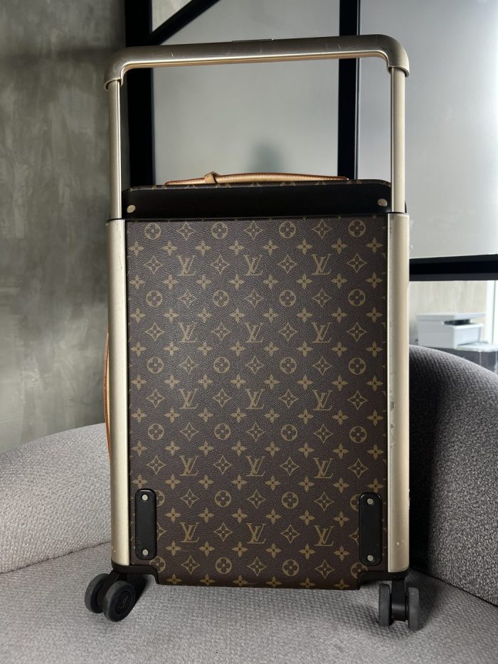 Maleta Louis Vuitton de Ruedas - Image 9