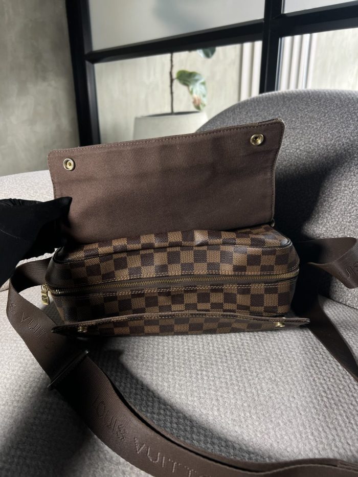 Bolso Louis Vuitton Damier Ebène - Image 4