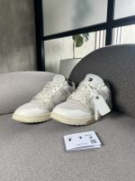 Tenis Off-White Oversize
