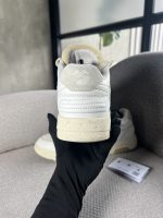 Tenis Off-White Oversize - Image 4