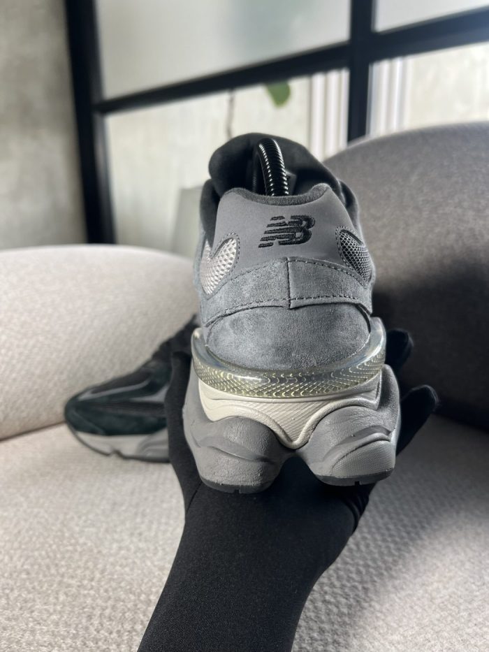 Tenis New Balance 9060 - Image 4