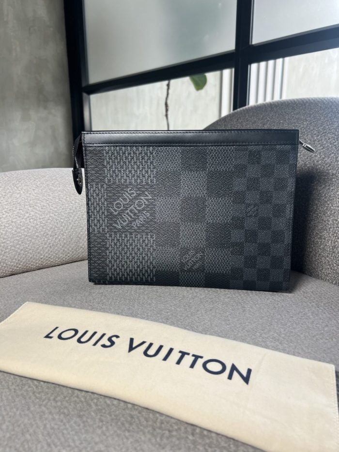 Clutch Louis Vuitton - Image 6