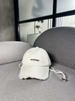 Gorra Jacquemus Con Logo
