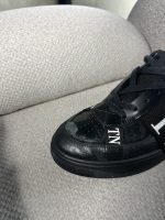 Tenis Valentino Con Logo - Image 5