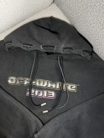 Hoodie Off-White Con Estampado Gráfico - Image 2