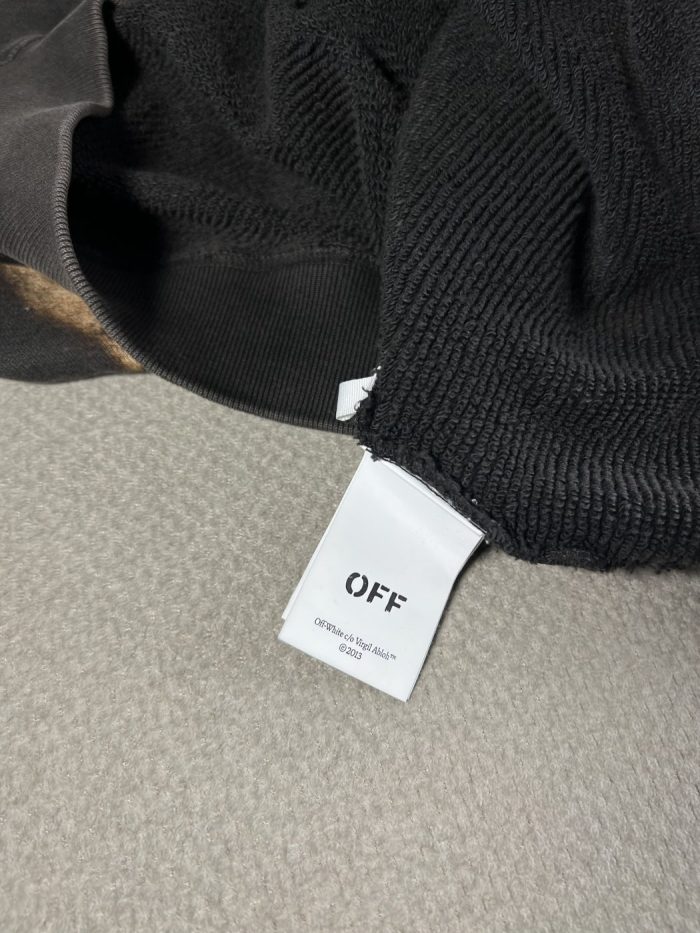 Hoodie Off-White Con Estampado Gráfico - Image 6